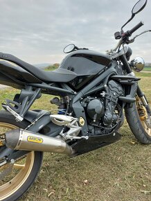 Triumph Street Triple 675 R - 3