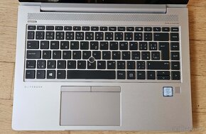 HP Elitebook 840 G5 i5,16,256,dotyk,win 11 - 3