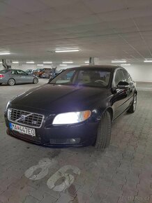 Volvo S80 V8 4.4i - 3