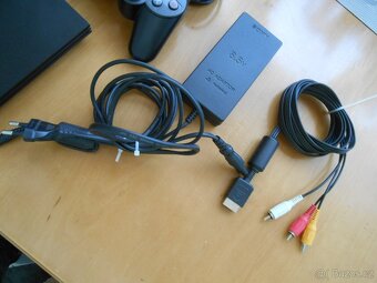 PLAYSTATION PS2 SONY model SCPH-70004 - použité + 8kusů - 3