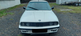 BMW E30 TOURING 330i - 3