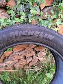 Letni sada pneu Michelin 215/50 R18 Skoda Karoq - 3