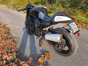 Yamaha FZS 600 caferacer - 3