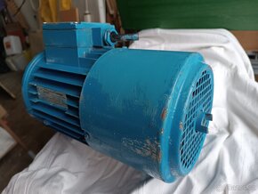 Motor příruba, 380, 220, 1,1 kW, hřídel 24 mm - 3