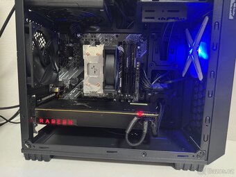 Herní PC R5 1600/RX VEGA 64/8GB/512GB GEN3 + Monitor - 3