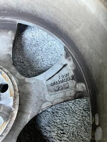 Litá kola 5x114,3 215/60 R17 ET45 Toyota zimní chr - 3