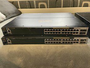 2x Switch Aruba 2920-24G J9727A - 3