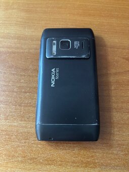 Nokia N8 - 3