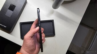 Samsung Galaxy Z Flip 5 dual 256GB - aj vymením - 3