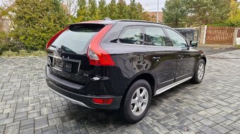 VOLVO XC60 2.0 D4 120KW.5 VÁLCŮ.AUTOMAT.NAJETO 124 TIS - 3