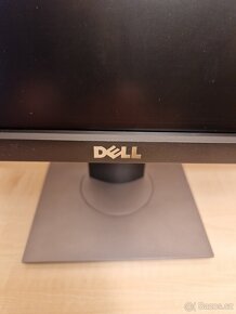 LCD monitor Dell ULTRASHARP model: U2412Mc - 3