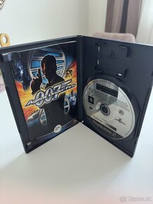 007 Agent under fire PS2 - 3