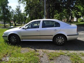 Škoda Octavia 1 na náhradní díly - 3