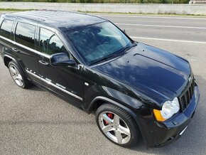 Jeep SRT 8 evropa 6.1L-V8 - 440ps stav perfektni - 3