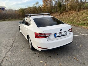 Škoda superb III  1,6 tdi sedan, manuál - 3