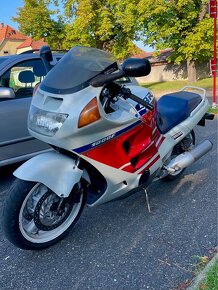 Honda CBR 1000F SC24 35kw - 3