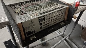 Mix behringer UB2452FX-PRO - 3