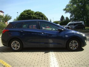 Hyundai i30 1.6CRDi ČR SERVISNÍ KNIHA 123939 km - 3