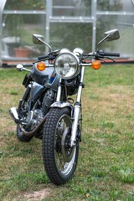 YAMAHA SR 500   2J4  1982 top stav - 3