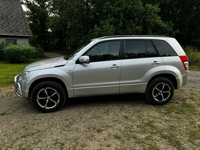 Suzuki Grand Vitara 3.2 V6 171Kw, 4x4, automat, koupeno v ČR - 3