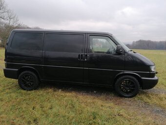 VOLKSWAGEN T4 CARAVELLE 2.5TDi 118KW 8.MÍST R.V.2002 - 3