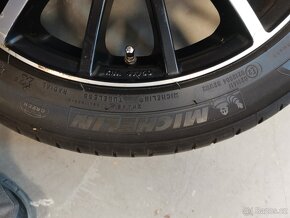 1ks ALU disk - 7,5Jx17 rozteč 5x112, pneu 225/45 R17 - 3