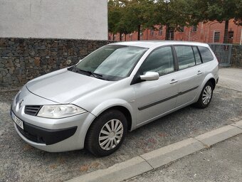 prodám Renault Megane 1.4i 16V 72Kw benzin r.v.2007 - 3