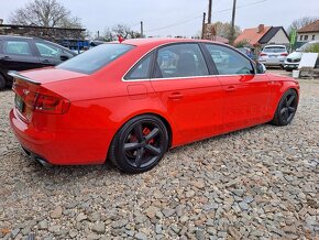 Audi A4 3.2 FSi 195kW S-LINE QUATTRO - 3