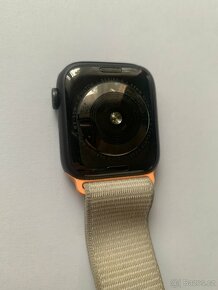 Apple Watch Series 5 44 mm - 3