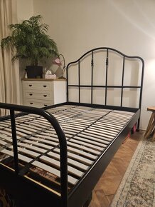 Černá kovová postel 140x200 IKEA + matrace a rošty - 3