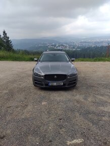 Jaguar XE - 3