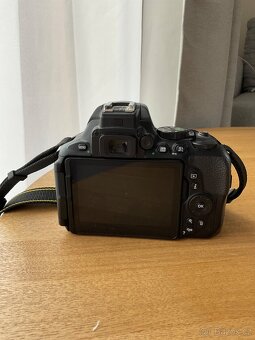 Nikon D5600 - 3
