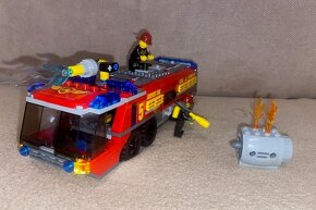 LEGO 60061 - Hasiči Letiště - 3