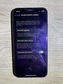 iPhone X 82% MAXIMÁLNÍ KAPACITA BATERIE - 3