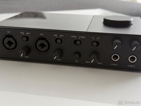 NI Komplete Audio 6 MK 2 (zvuková karta) - 3