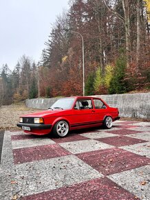 Volkswagen Jetta mk1 coupe - 3