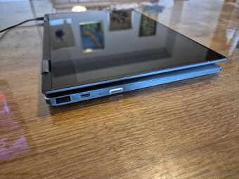 Lenovo Yoga 720 Intel i7 - 3