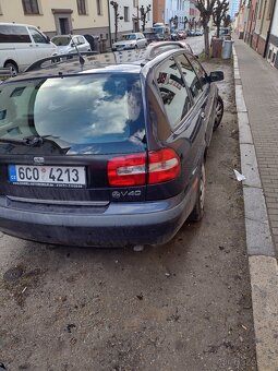 Volvo V40 combi 1.9 nafta - 3