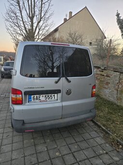 VW T5 Long 9míst r.v.2008 96kw - 3