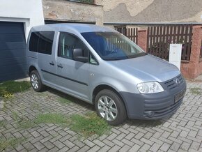 VW Caddy 2,0TDI 103kw 6q 7míst r.v. 2010 - 3