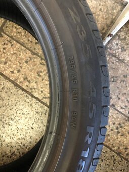 Letní pneu pirelli 235/45r18 - 3