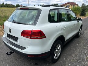 Vw Touareg 3.0tdi 150kw,r.v 2015, naj 118tis. KmServisni - 3