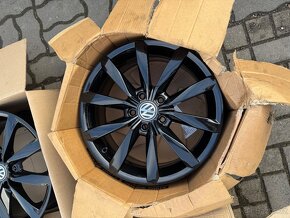 ORIGINÁL Alu Škoda Dijon R17, 5x112 - TOP STAV - 3