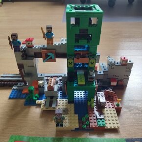 LEGO® Minecraft™ 21155 Creepův důl - 3