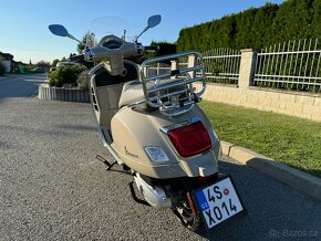 Vespa GTS 300 - 3