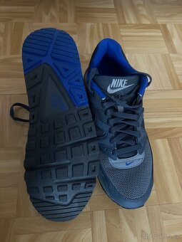 Vycházková obuv Nike AIR MAX - 3