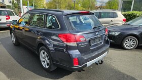 Subaru Outback 2,5i - 3