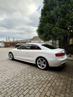 Audi A5 2.0tdi Quattro S-Line - 3