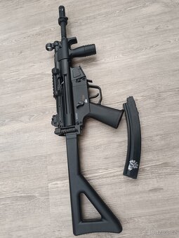 Prodám Hackler a Koch MP5 - 3