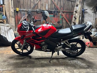 Honda cbr 125r - 3